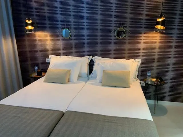 Bus Station Suites & Studios Coimbra Affittacamere